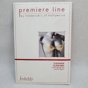 Frederick's of Hollywood Cleavage Clasp Bra - D